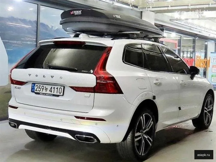 Volvo XC60 4