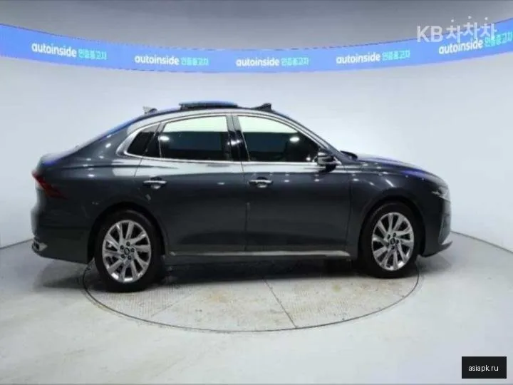 Hyundai Grandeur 3