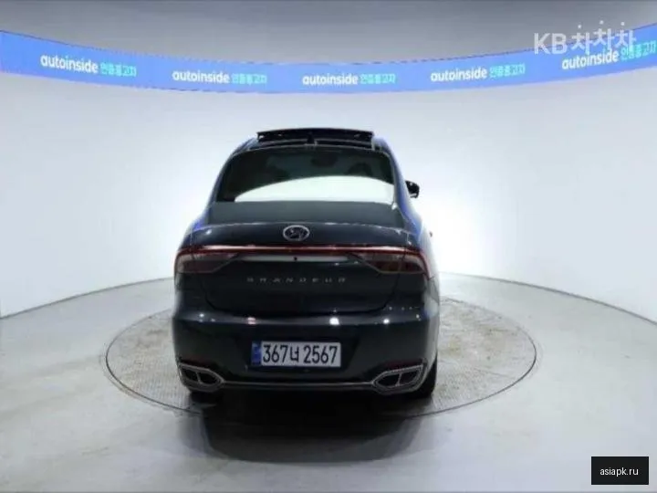 Hyundai Grandeur 4