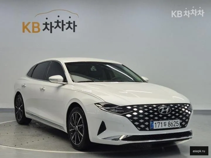 Hyundai Grandeur 4