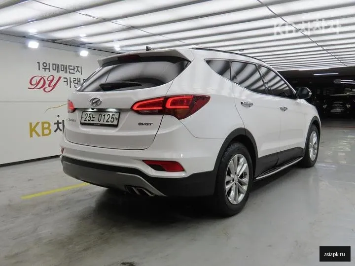 Hyundai Santa Fe 4