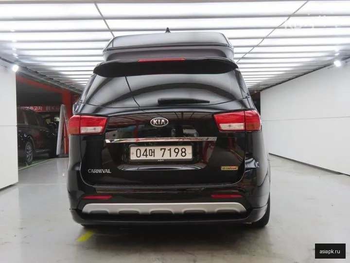 Kia Carnival 3