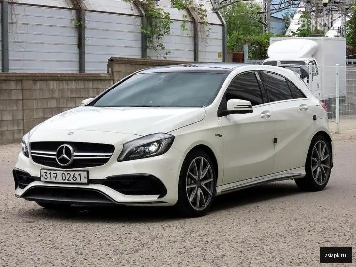 Mercedes-Benz A-Class 2
