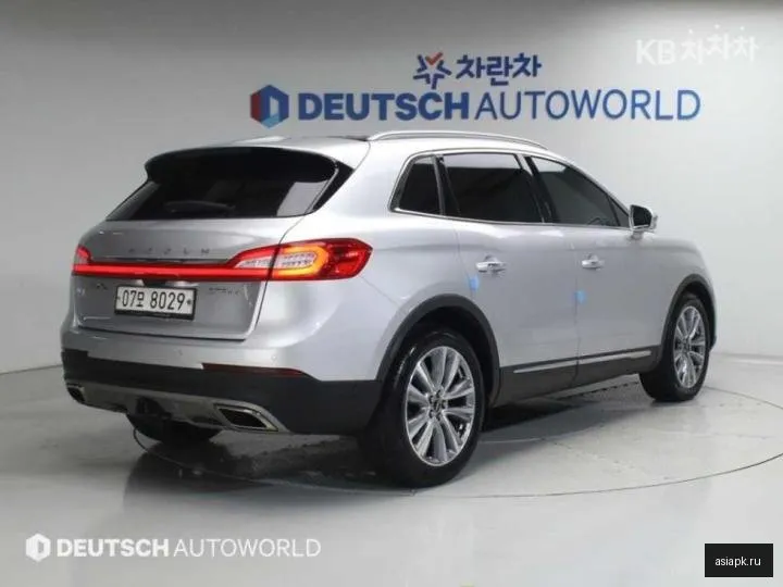 Lincoln MKX 2