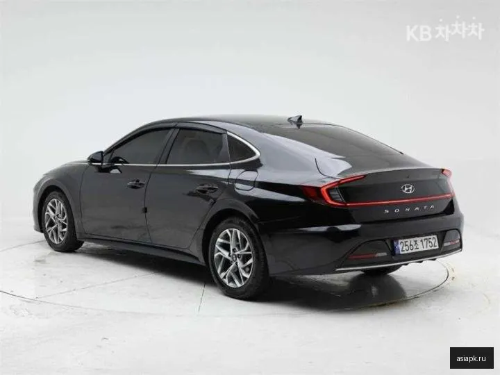 Hyundai Sonata 4