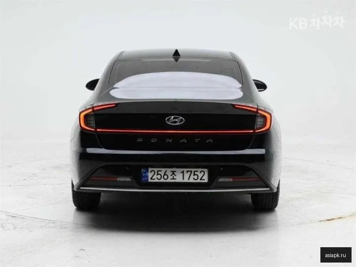 Hyundai Sonata 5
