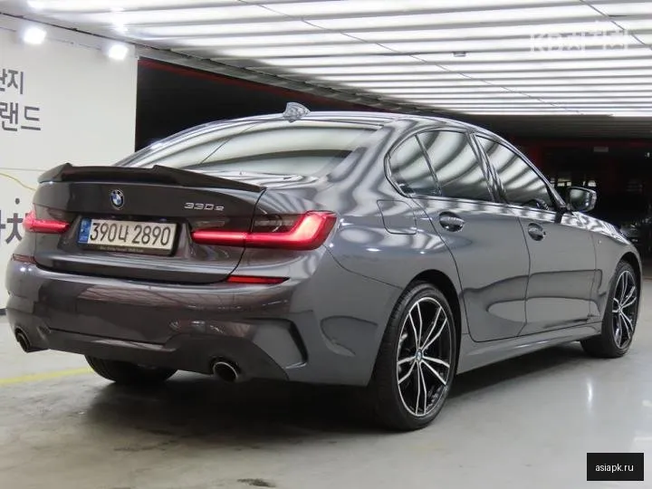 BMW 3-Series 3