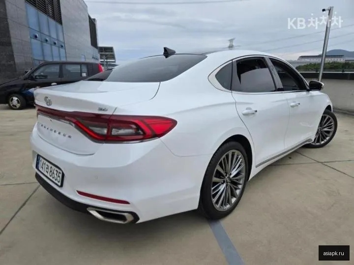 Hyundai Grandeur 2