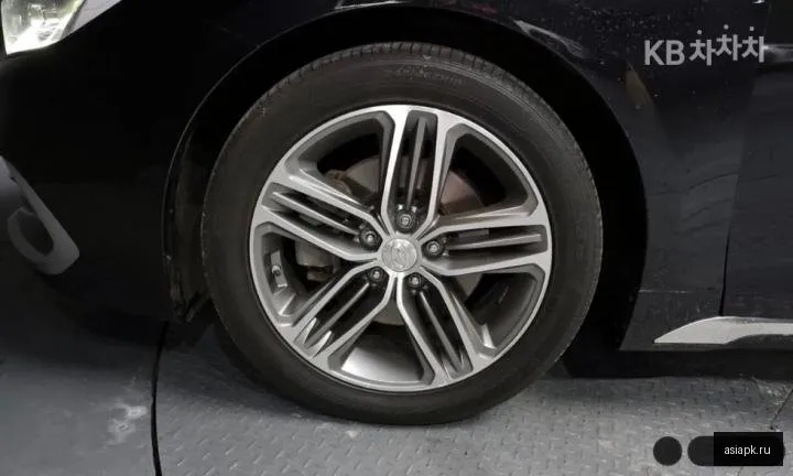 Hyundai Grandeur 5