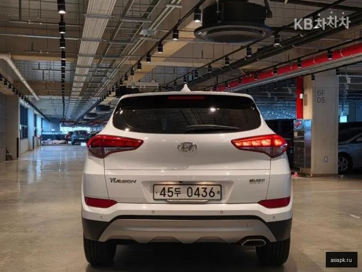 Hyundai Tucson 4