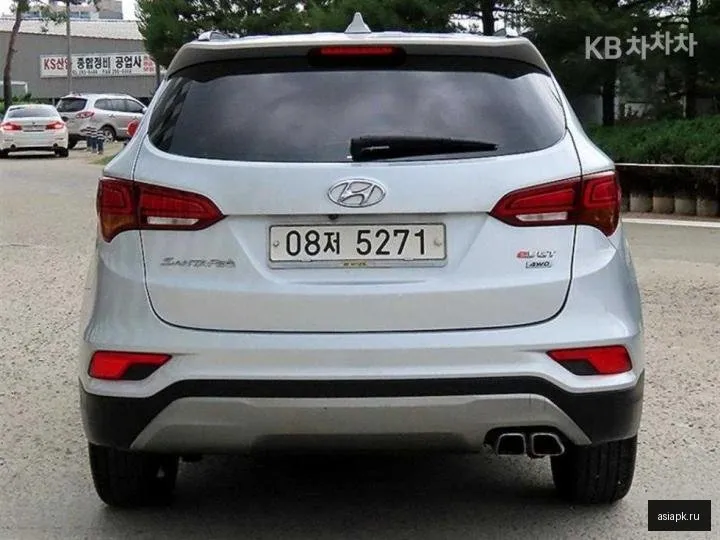 Hyundai Santa Fe 4