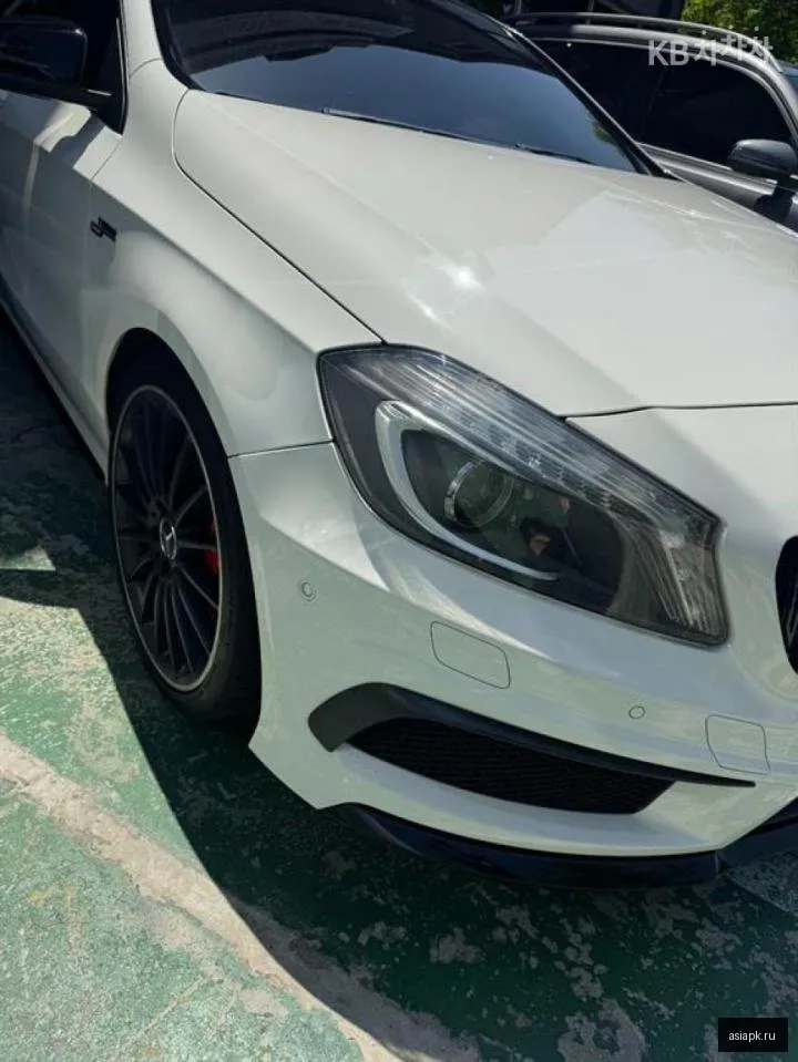 Mercedes-Benz A-Class 2