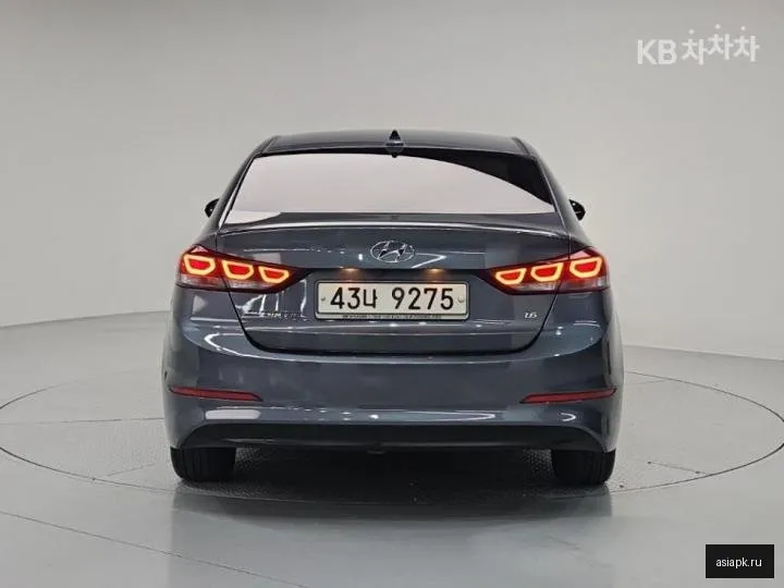 Hyundai Avante 3