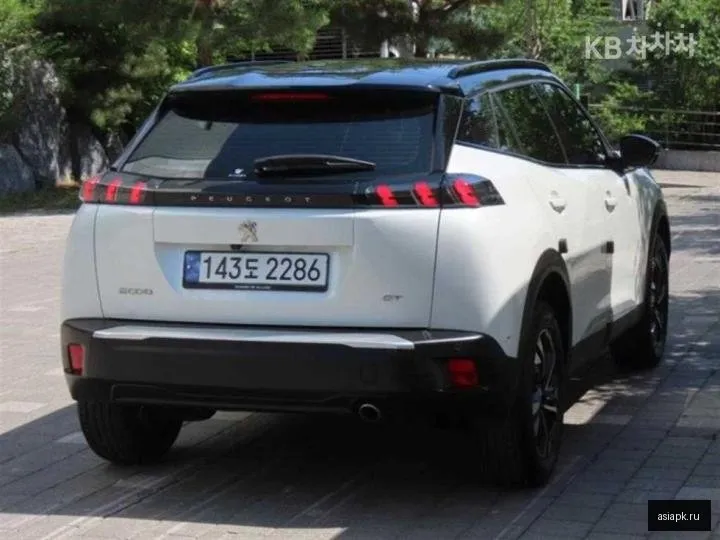 Peugeot 2008 3