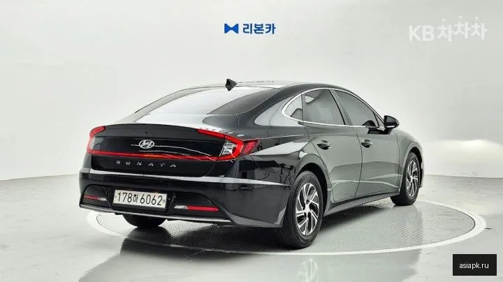 Hyundai Sonata 4