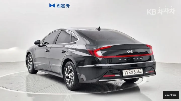 Hyundai Sonata 6