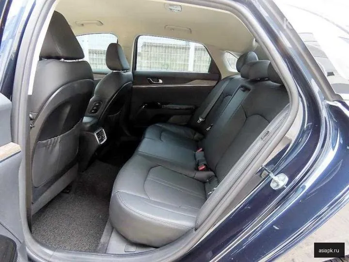 Kia K5 6