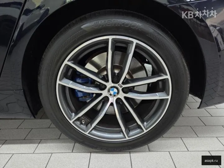 BMW 5-Series 5