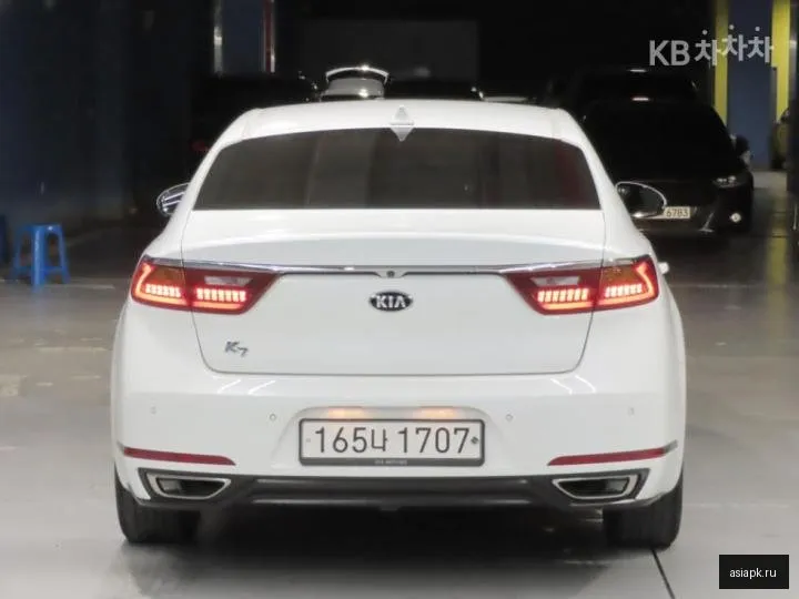 Kia K7 3
