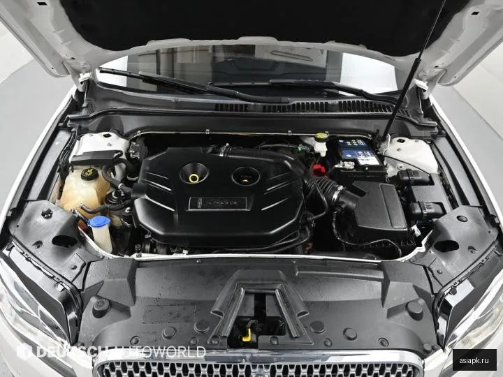 Lincoln MKZ 6