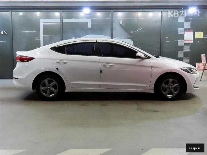 Hyundai Avante 3