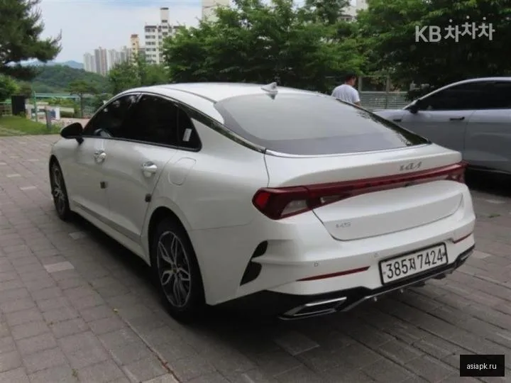 Kia K5 4
