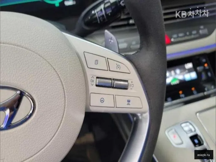 Hyundai Grandeur 4