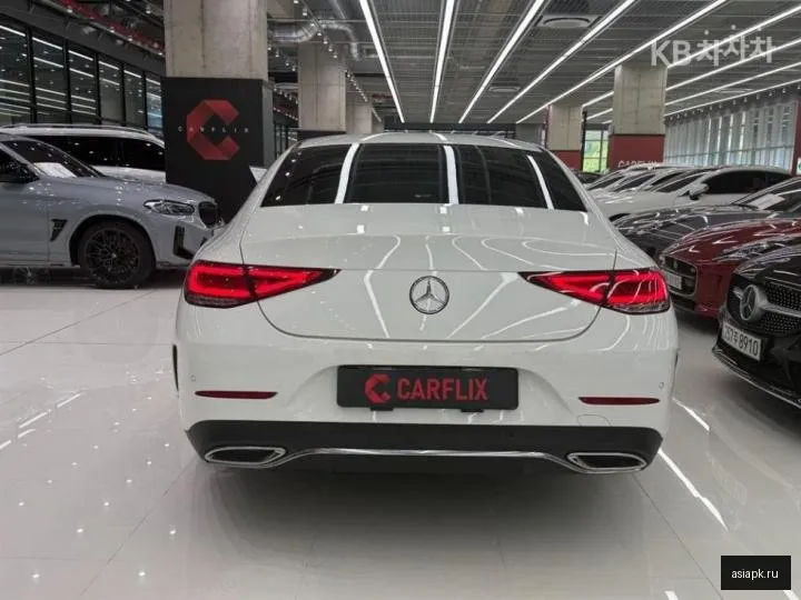Mercedes-Benz CLS-Class 5