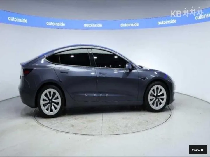 tesla Model 3 3