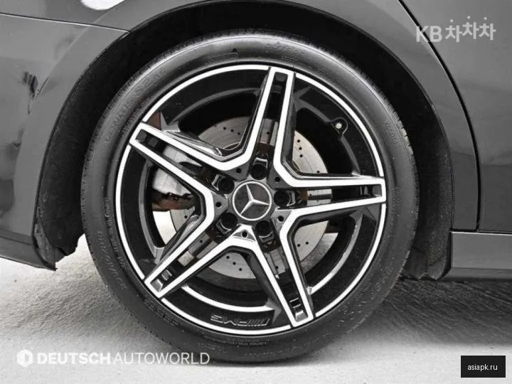 Mercedes-Benz A-Class 5