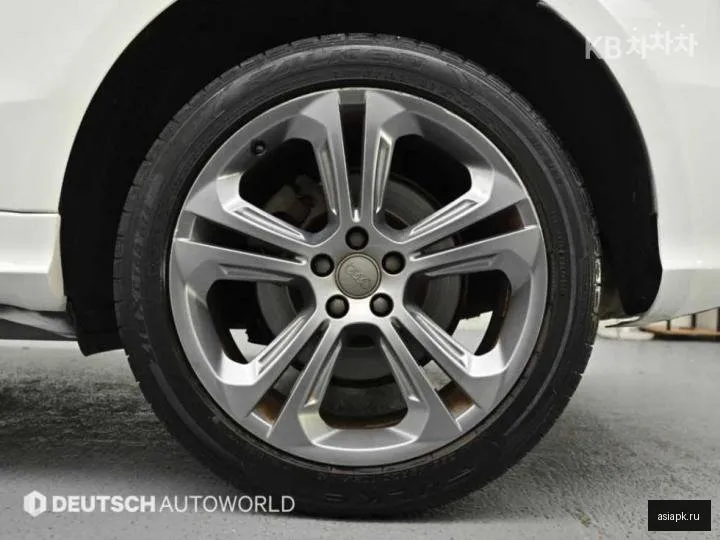 Audi Q5 5