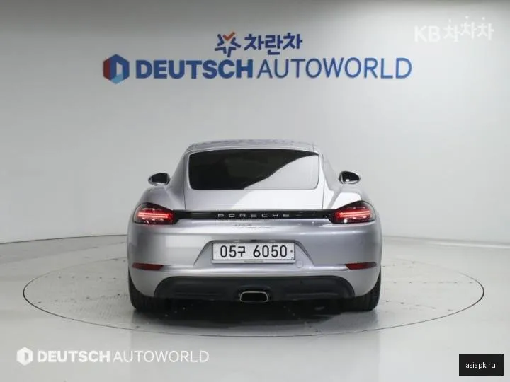 Porsche Cayman 4