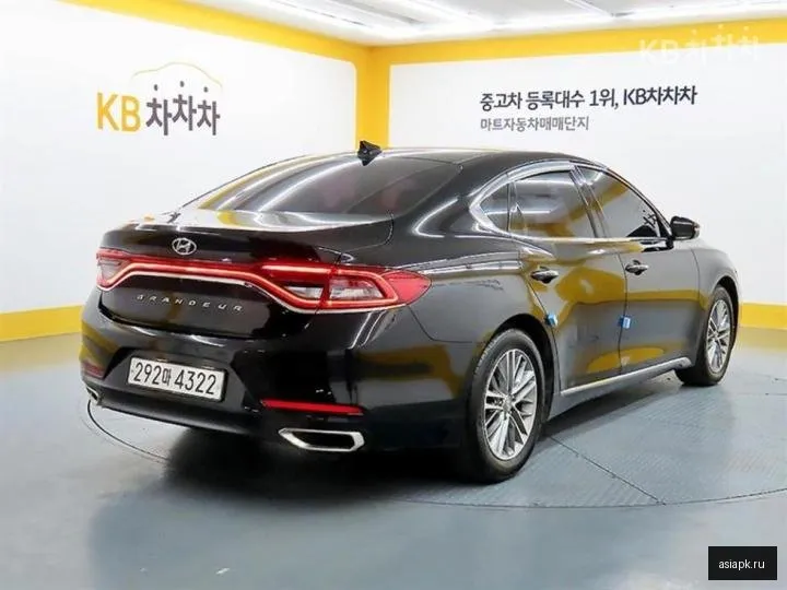 Hyundai Grandeur 4