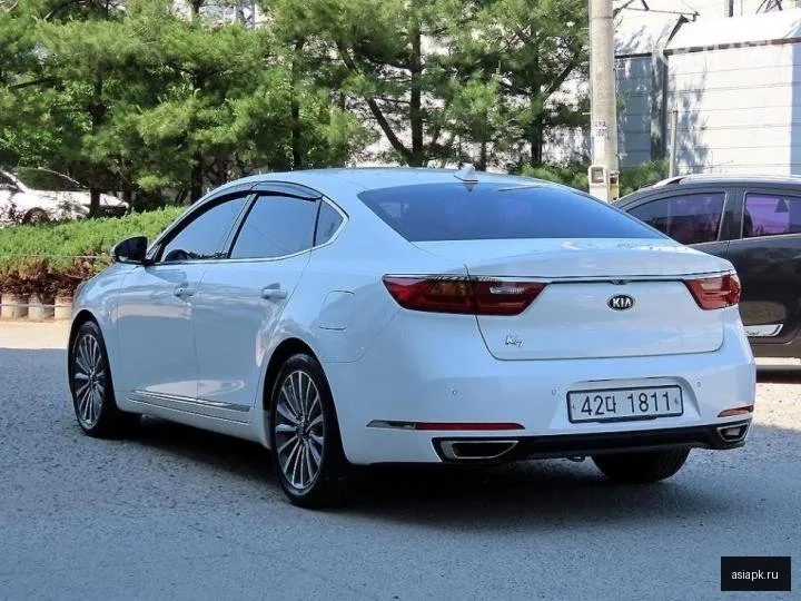 Kia K7 3