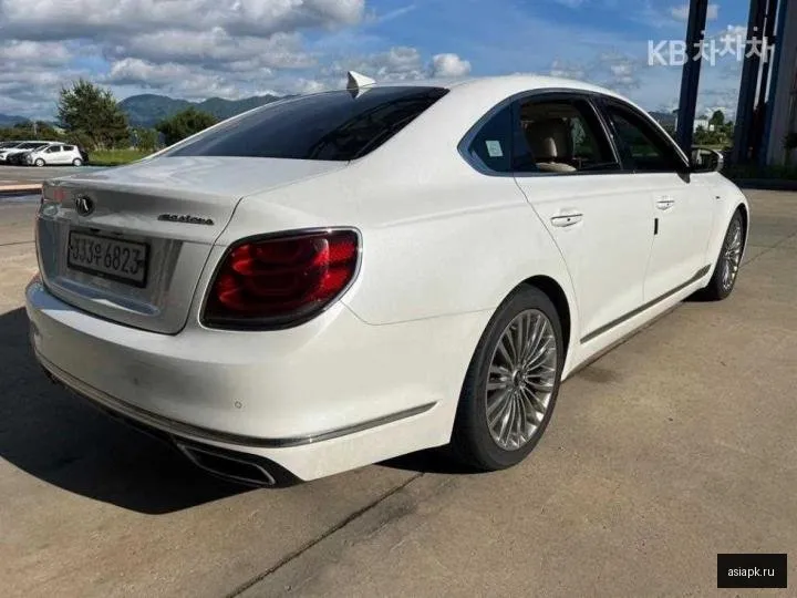 Kia K9 2