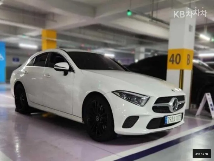 Mercedes-Benz CLS-Class 4