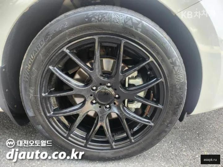 Kia Carnival 5