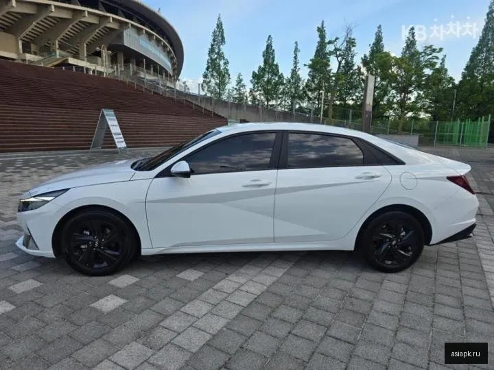 Hyundai Avante 3