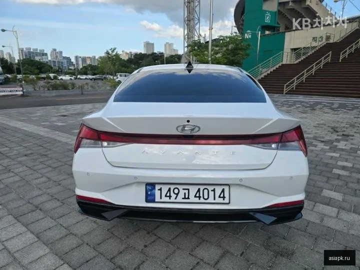 Hyundai Avante 5