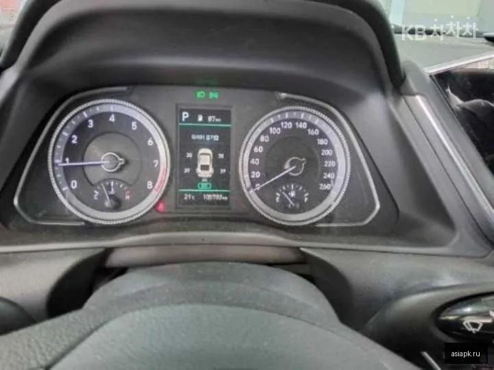 Hyundai Sonata 4