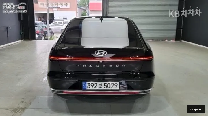 Hyundai Grandeur 4