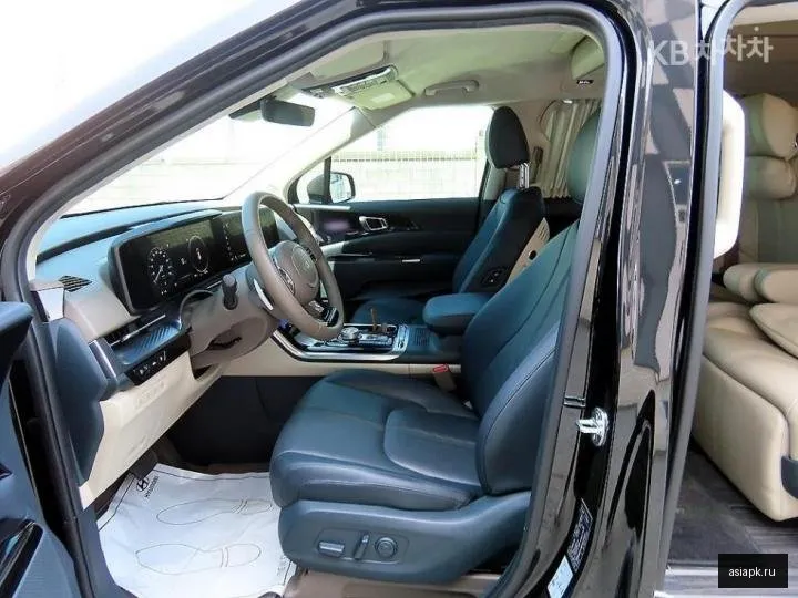 Kia Carnival 5