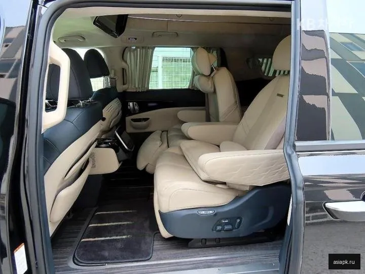 Kia Carnival 6