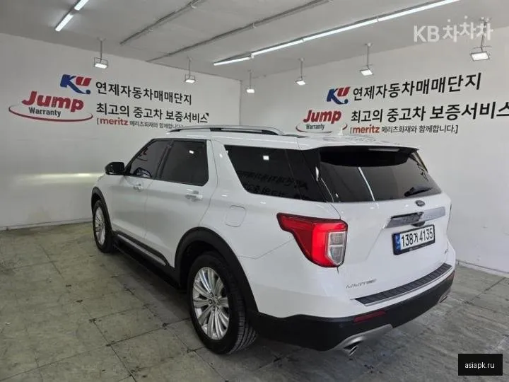 Ford Explorer 4
