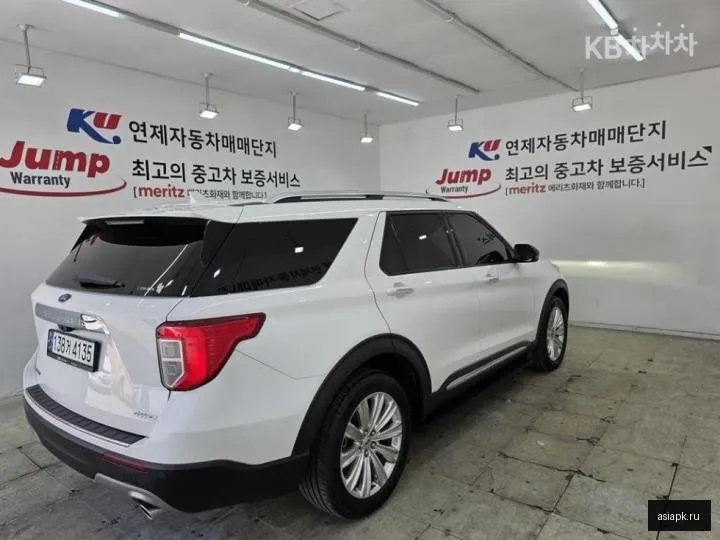 Ford Explorer 6