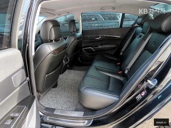 Kia K9 6