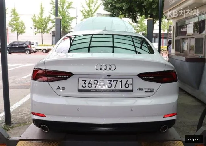 Audi A5 6