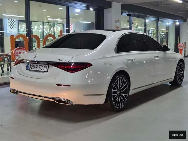 Mercedes-Benz S-Class AMG 4