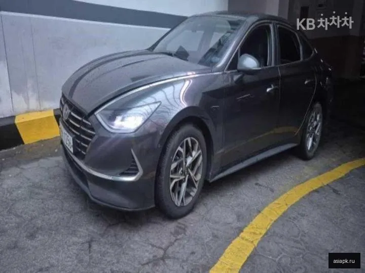Hyundai Sonata 2