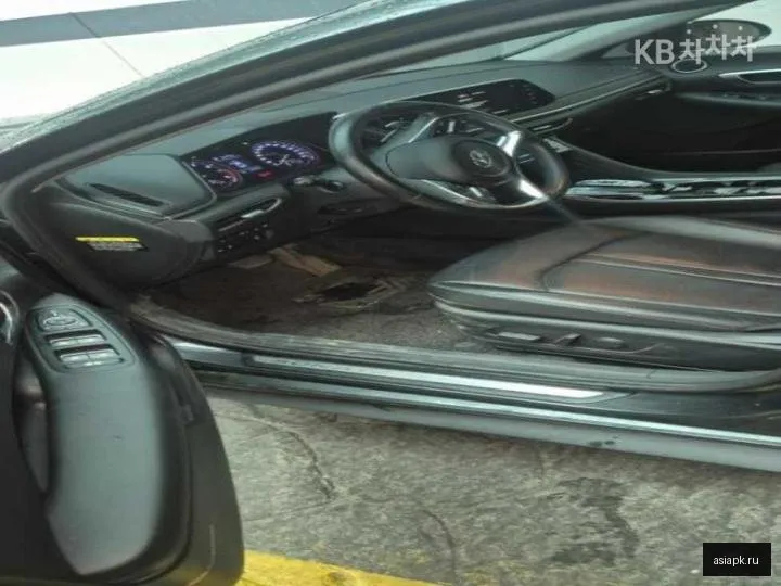 Hyundai Sonata 4